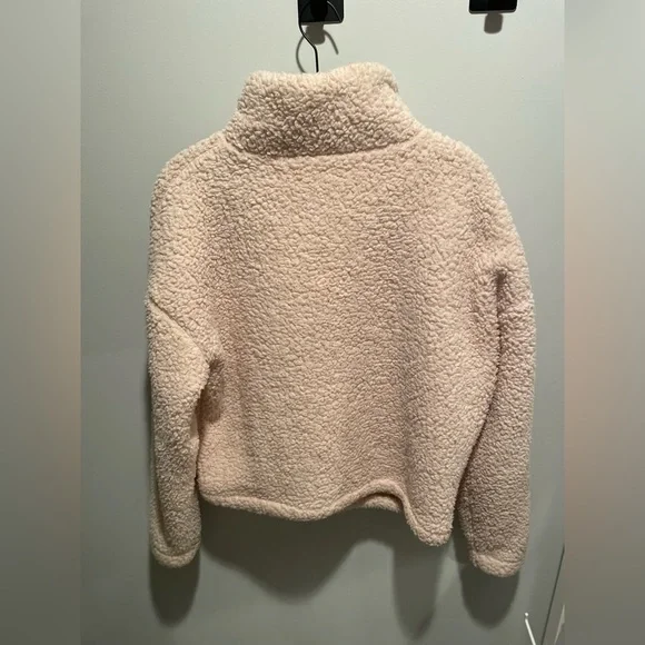 Sadie & Sage Sherpa pullover - Picture 9 of 14